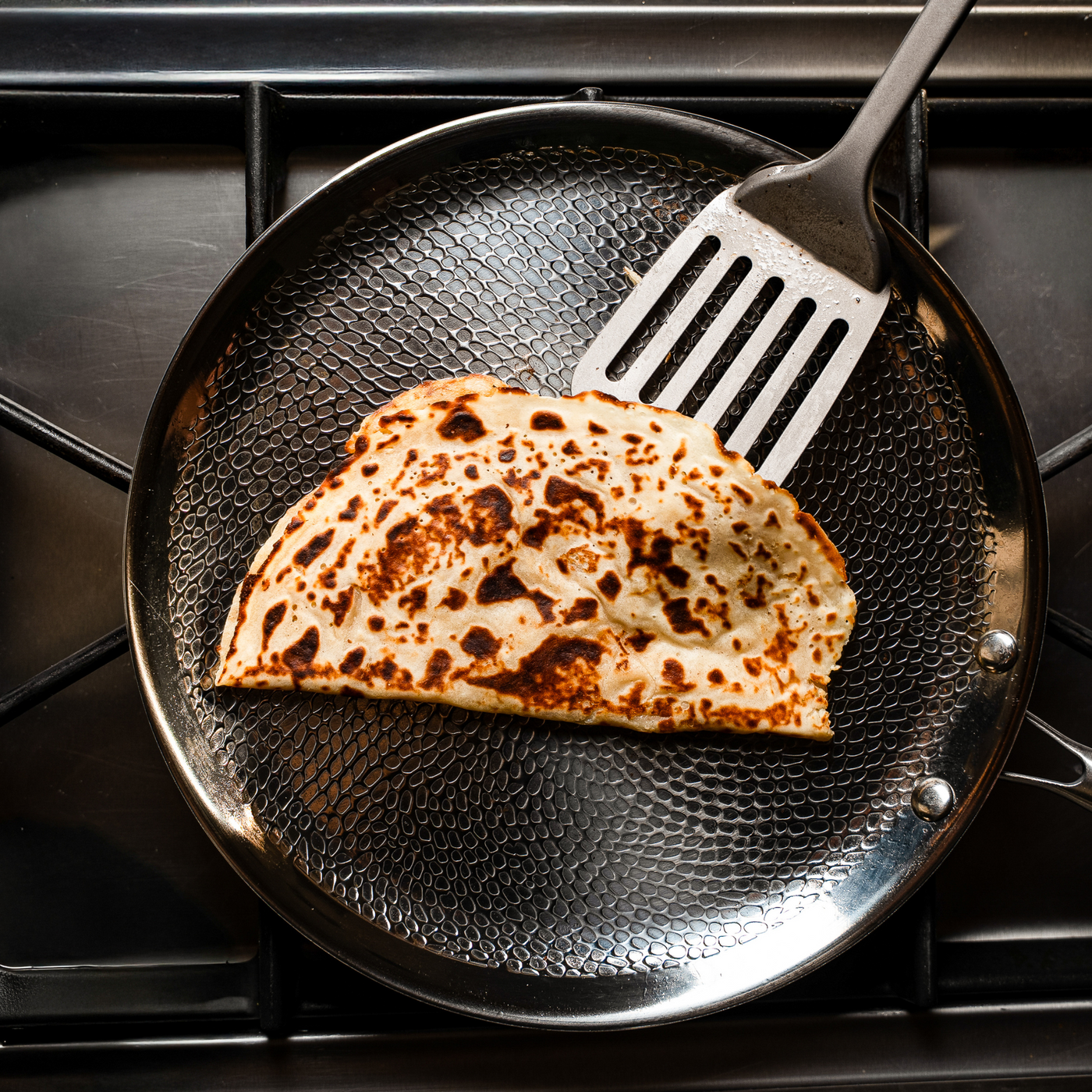 Sartén de Crepes Pro de Titanio Martillado